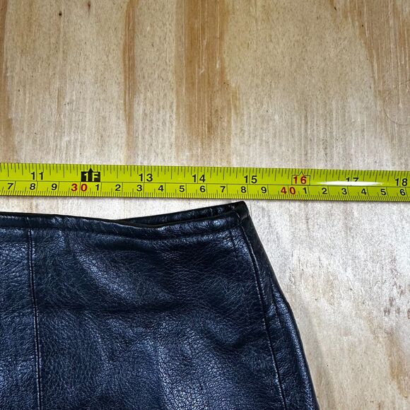 BLANKNYC Black Vegan Leather Mini Skirt - Size 28 - Picture 3 of 6